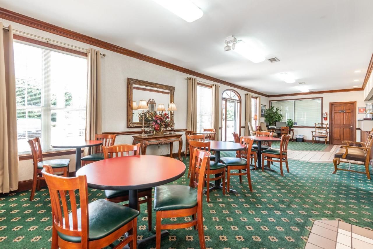 Plantation Oaks Hotel Милингтън Екстериор снимка